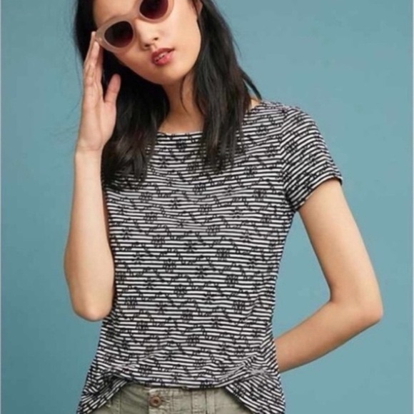 Anthropologie Tops - Anthropologie shirt Postmark Bennett floral embroidered top short sleeve large